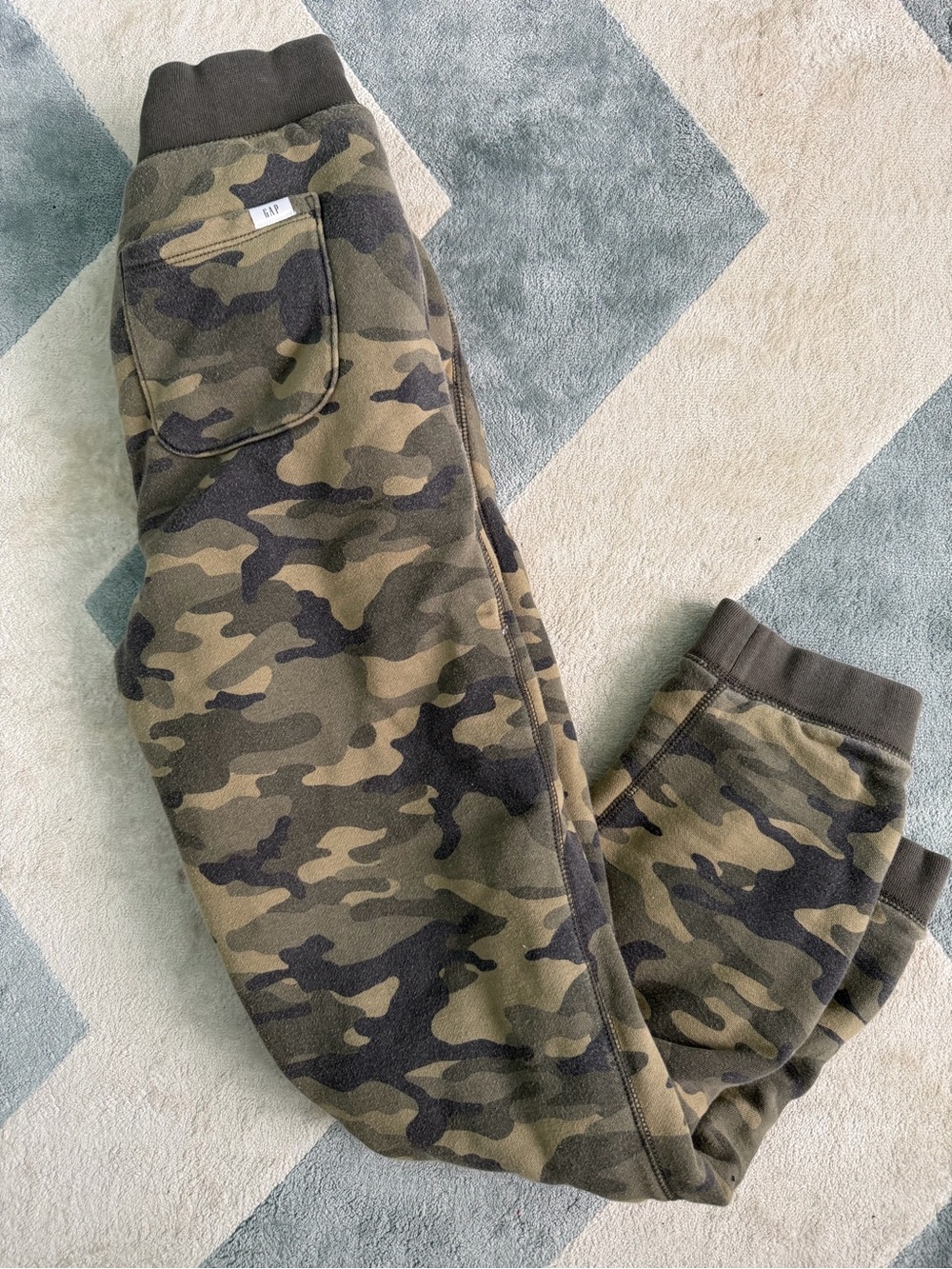 Gap Boys Athletic Sweatpants Joggers Sherpa Brushed Size XXL Camo